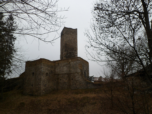 Zřícenina hradu Orlík.